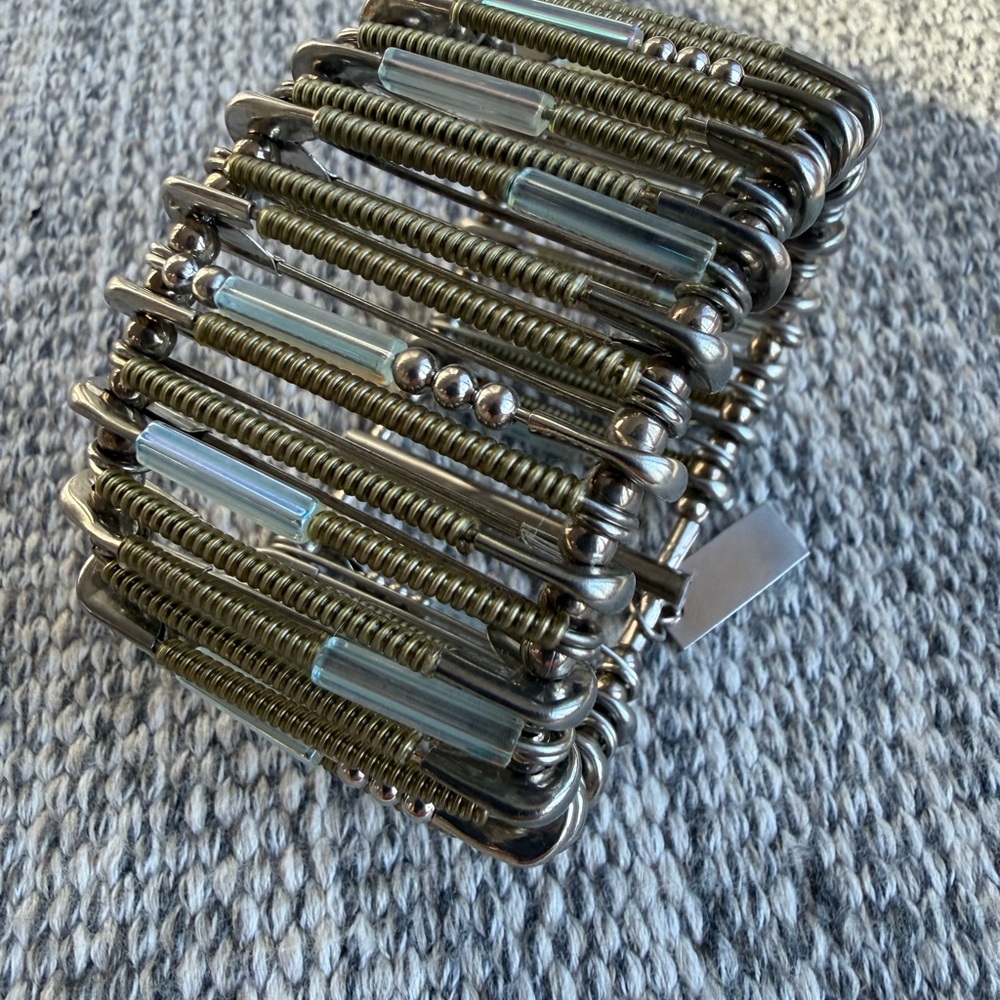 Safe pin Women's Bracelet